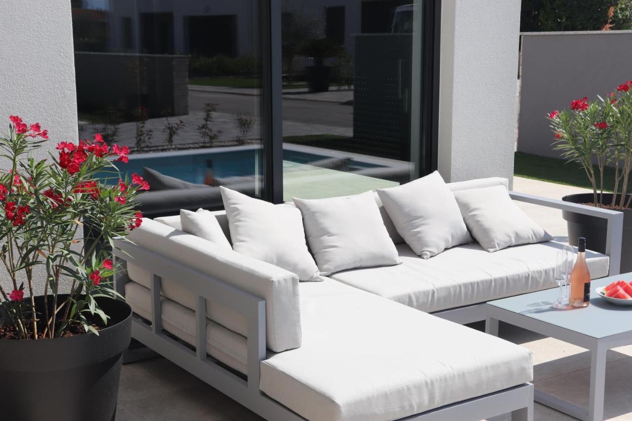 Meerbrise - Luxury Villa Banjole Bagian luar foto