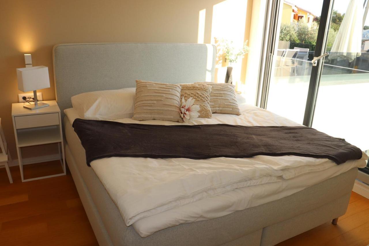 Meerbrise - Luxury Villa Banjole Bagian luar foto