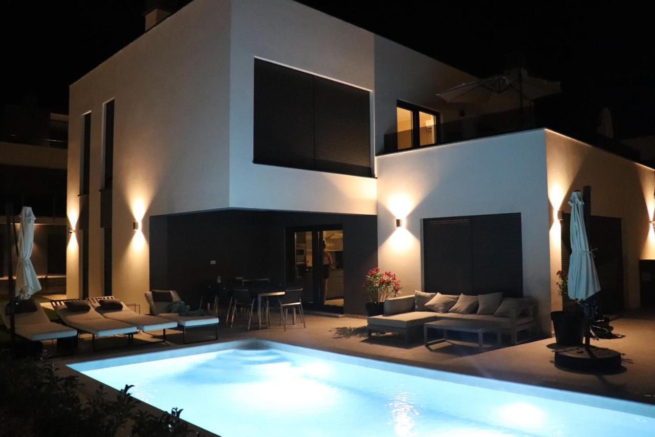 Meerbrise - Luxury Villa Banjole Bagian luar foto